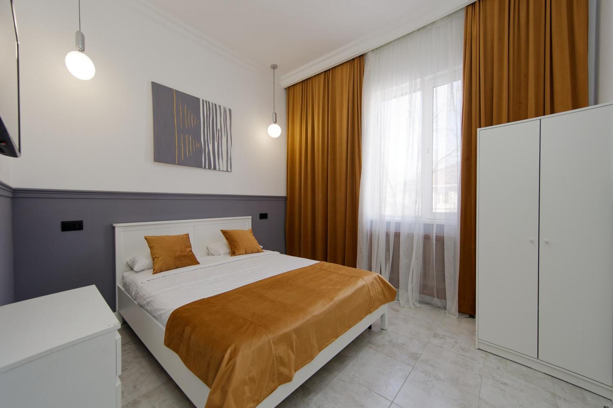 Hannah Inn Budget Hotel Астана Екстер'єр фото