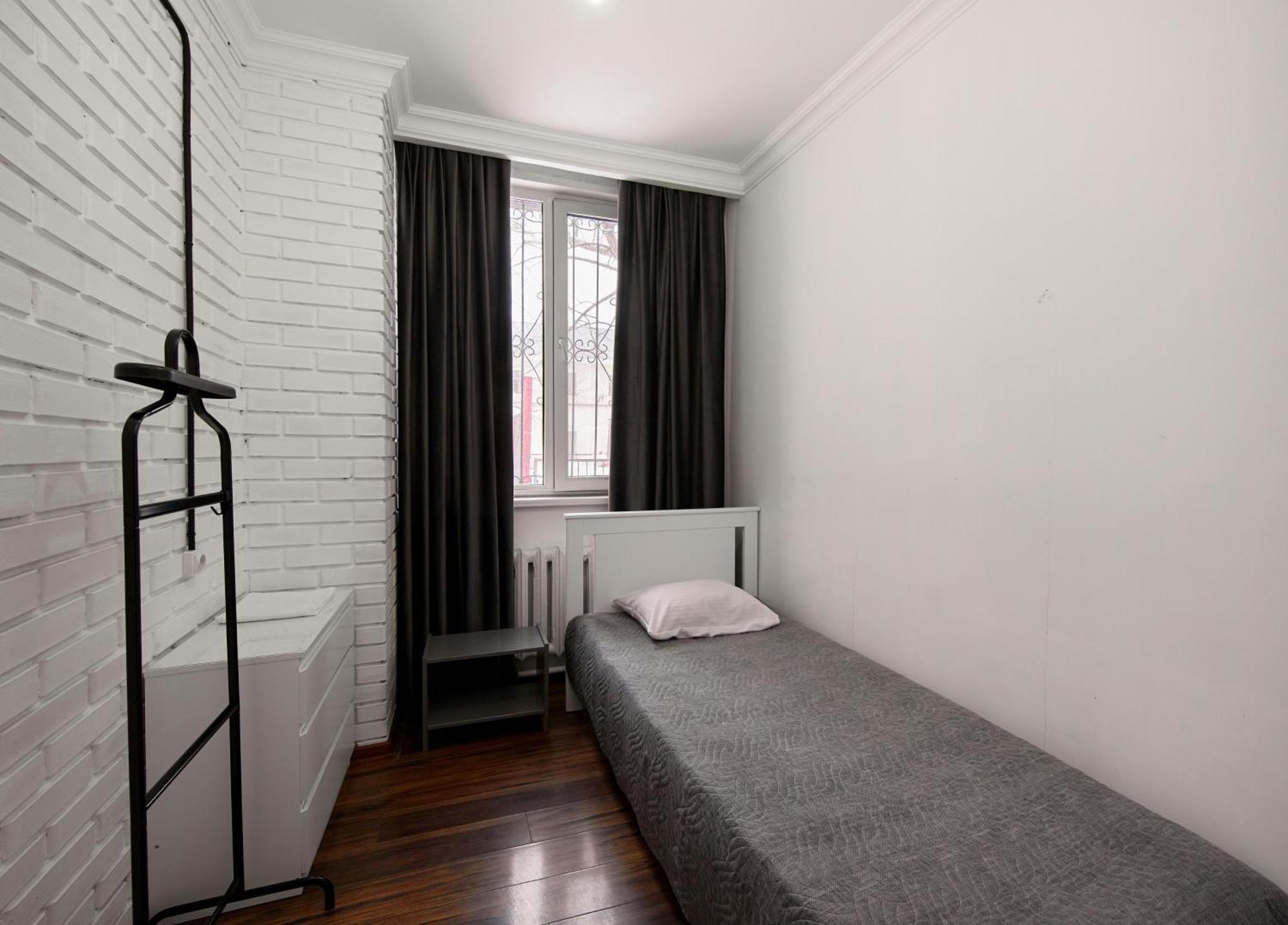 Hannah Inn Budget Hotel Астана Екстер'єр фото