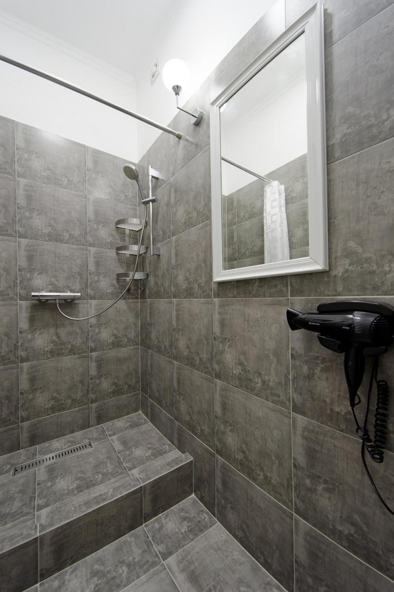Hannah Inn Budget Hotel Астана Екстер'єр фото